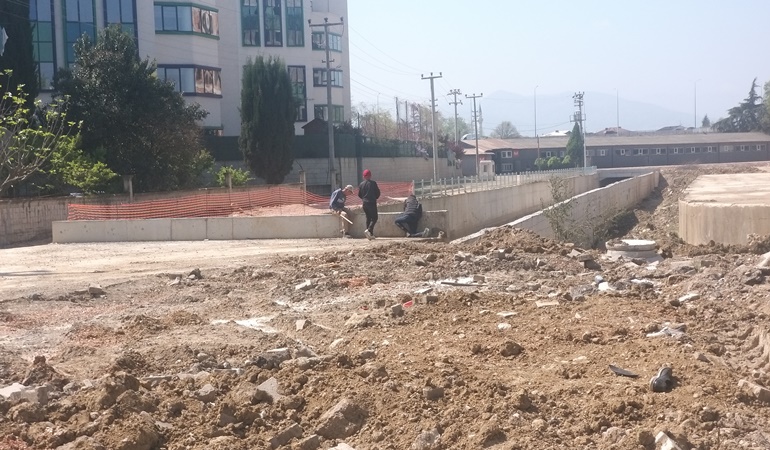 Bu kanala korkuluk yapın!