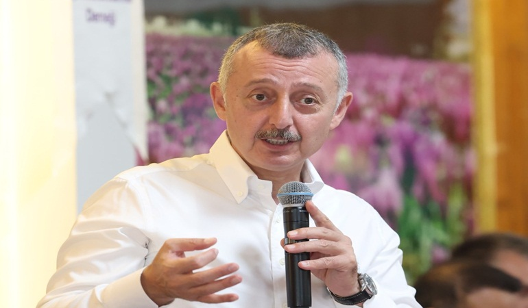 Bu makamların tek sahibi var, o da millet