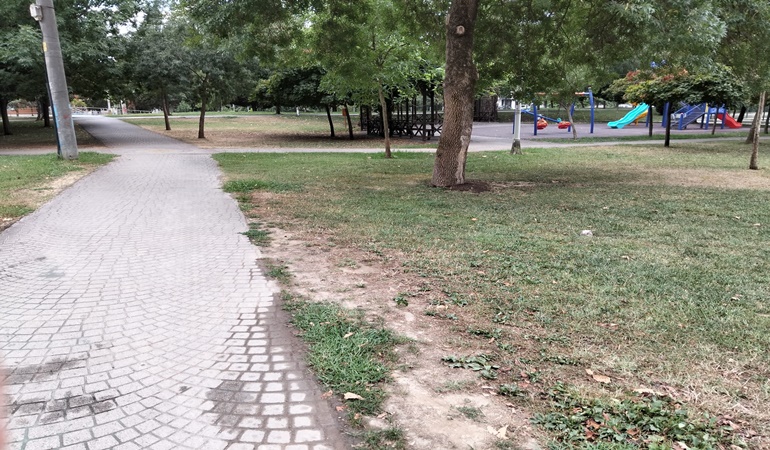 Bu parktaki şehit tabelası neden kaldırıldı?