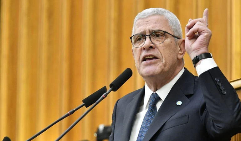 Bu rezaletlere tek bir söz etmeyecek misiniz?