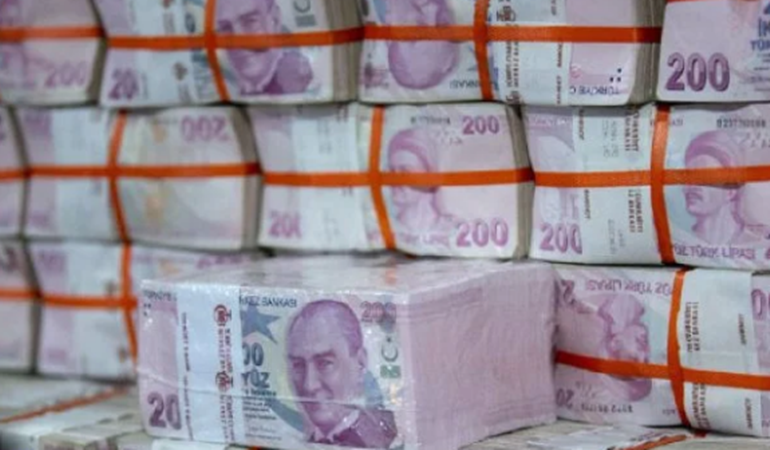 Bütçede muazzam açık