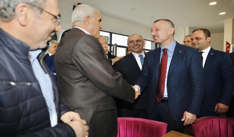 Büyükakın: 60 yaş üstüne 5 bin TL destek vereceğiz