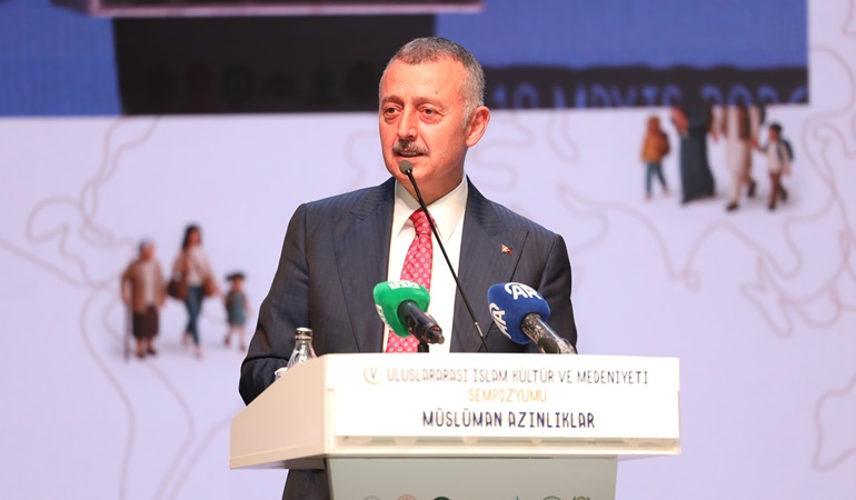 Büyükakın, akademisyenler ve ilim insanlarına seslendi