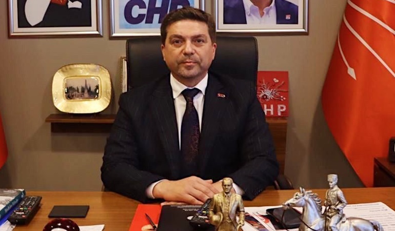 Büyükakın belediye tesisini Atatürk düşmanlarına tahsis etmemeli