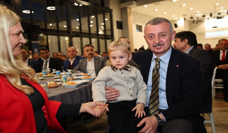 Büyükakın: Bizim bütün işimiz, milletimize hizmet