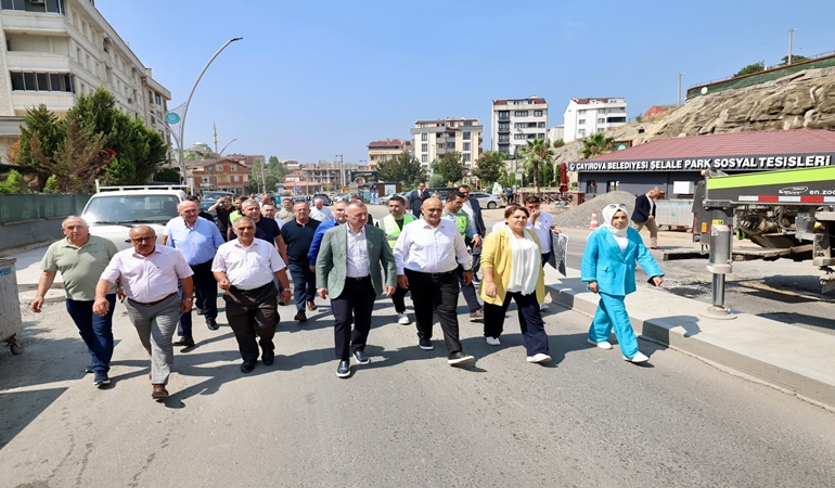 Büyükakın’dan Çayırova’da proje turu