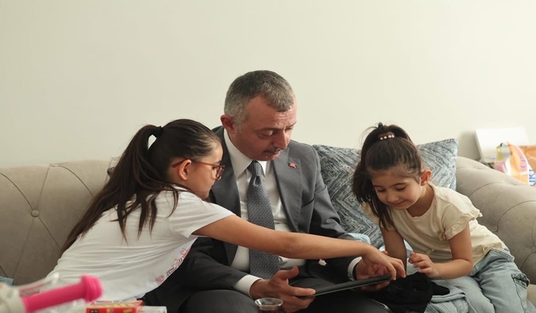 Büyükakın’dan yürek ısıtan ziyaretler