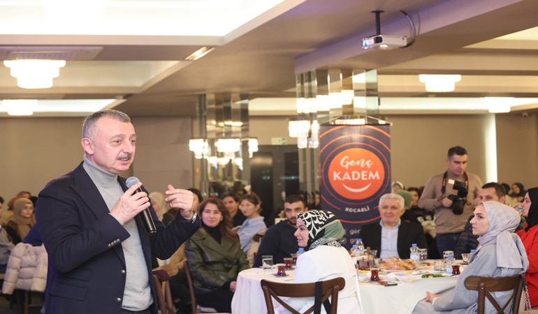 Büyükakın: Dünyada bütün değerler ayaklar altında