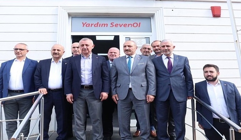 Büyükakın: El ele vererek bu kenti daha ileriye taşıyoruz