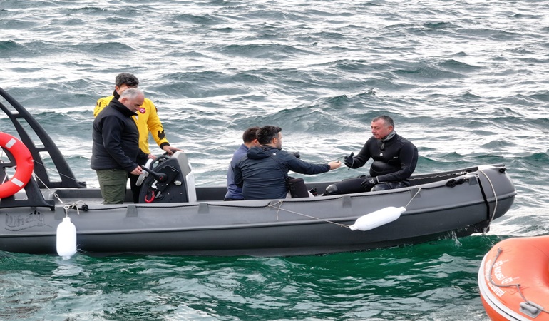 Büyükakın Gebze’de de denize daldı!