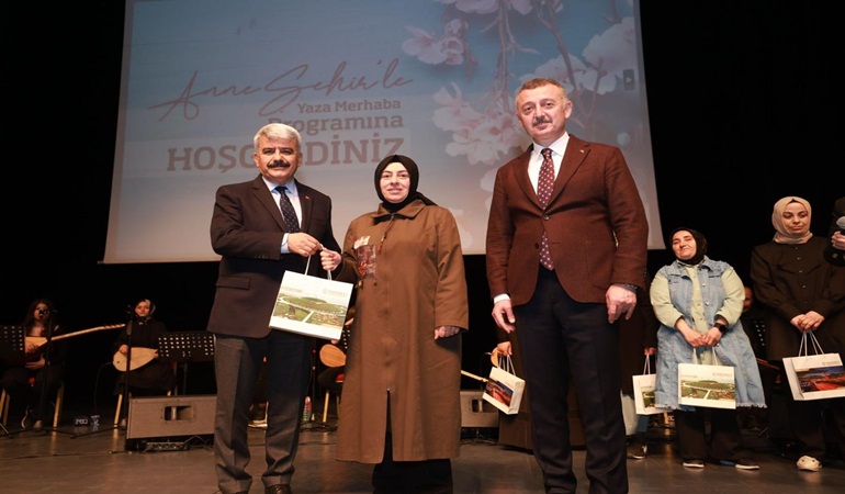 Büyükakın: İnsanlara hayat veren proje Anne Şehir