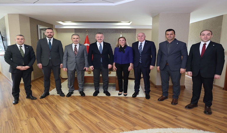 Büyükakın, İYİ Partilileri makamında ağırladı