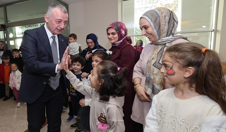 Büyükakın: Kadınlar mutlu olursa aile de toplum da mutlu olur