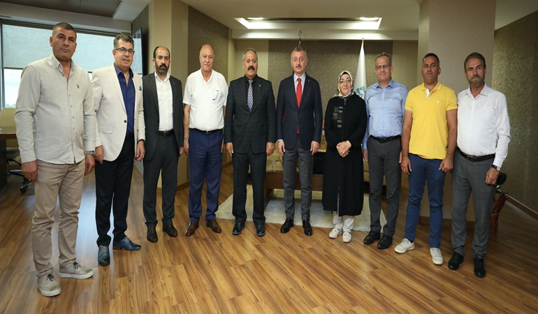 Büyükakın: Millet ve vatan sevgisiyle donanmış kutlu bir davanın neferleriyiz 