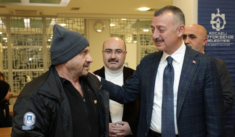 Büyükakın: Sizler bizim misafirimiz baş tacımızsınız