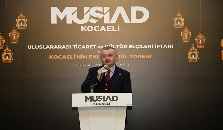 Büyükakın yurtdışından Kocaeli’ye döndü, MÜSİAD iftarına katıldı 