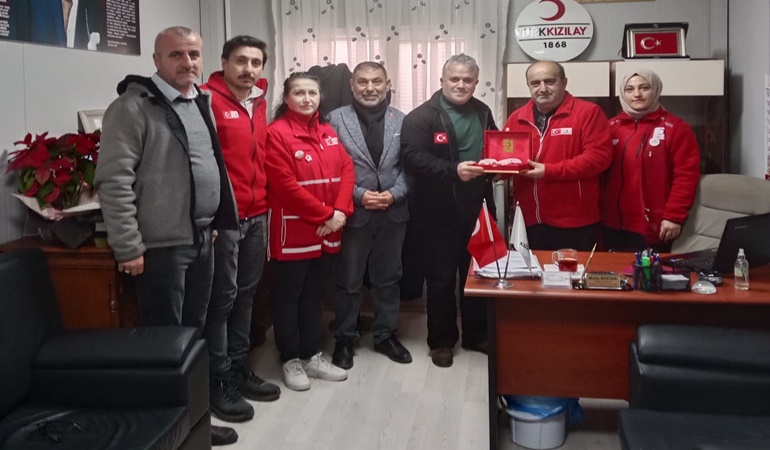 Büyükşehir Afet İşleri Müdürü Seyrek’ten Körfez Kızılay’a ziyaret