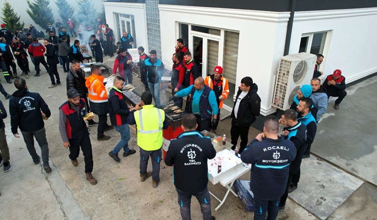 Büyükşehir ekipleri karlı günlere böyle hazırlanıyor!