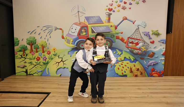 Büyükşehir’in merkezinde eğitim gören Ensar’dan gururlandıran başarı