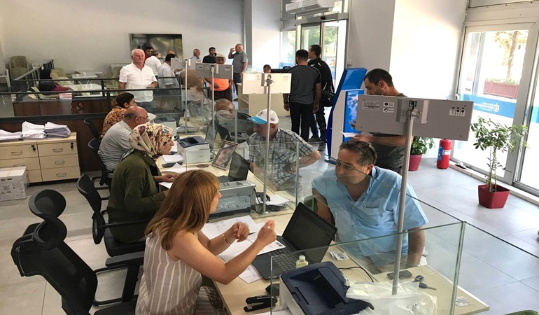 Büyükşehir’in tohum desteğine üreticilerden yoğun ilgi 