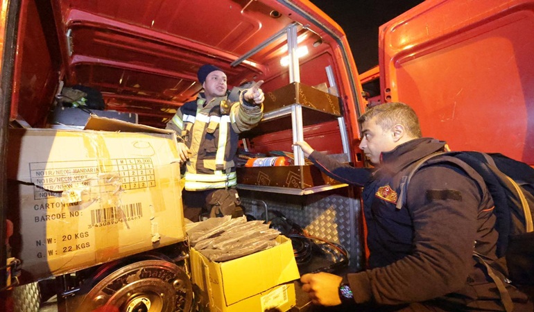 Büyükşehir tüm ekipleriyle afet bölgesinde