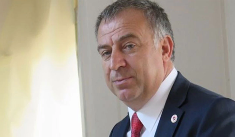 Buyurun AKP'nin çay partisine!