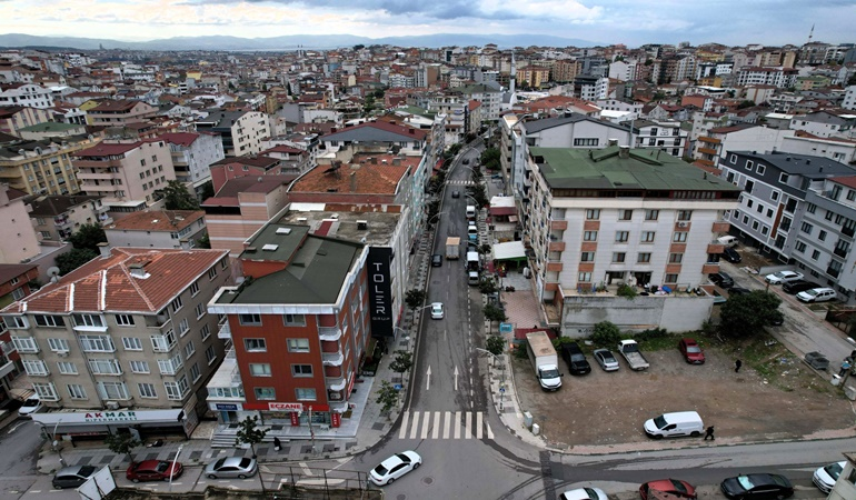 Cadde 25 milyonluk bir yatırımla yenilendi