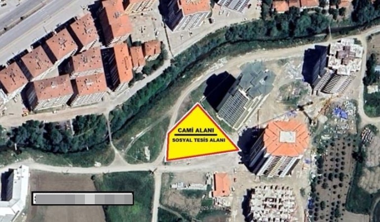 Camiyi sosyal tesise çevirdiler