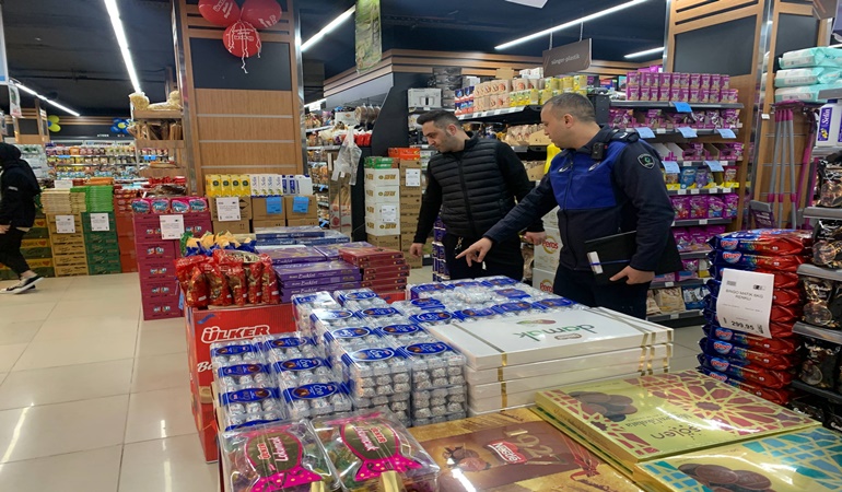 Çayırova’da bayram öncesi marketlerde denetim