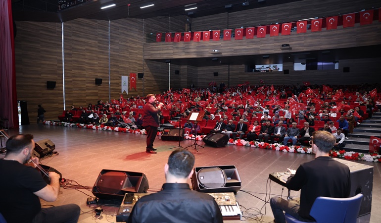 Çayırova’da kulakların pasını silen konser