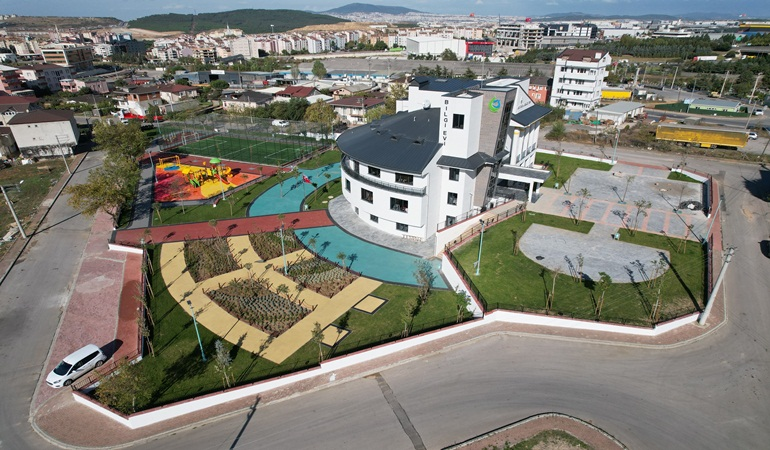 Çayırova’da Şekerpınar Bilgi Evi açılış için gün sayıyor