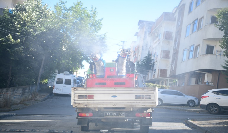 Çayırova’da sivrisinek mesaisi!