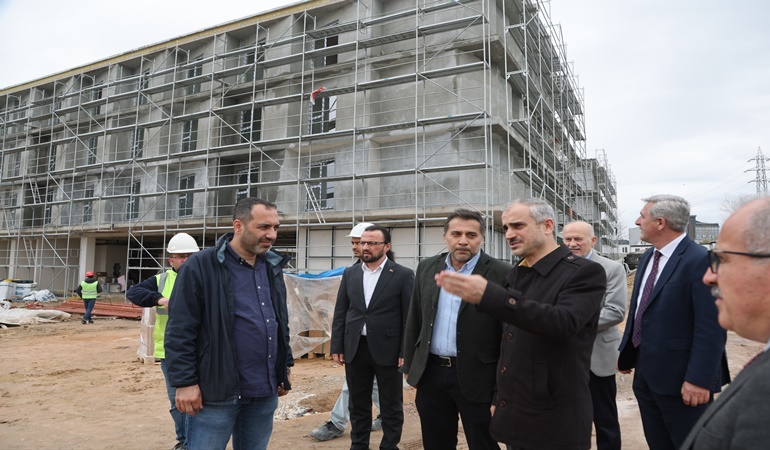 Çayırova’da spor lisesi projesi Başkan Çiftçi’nin takibinde