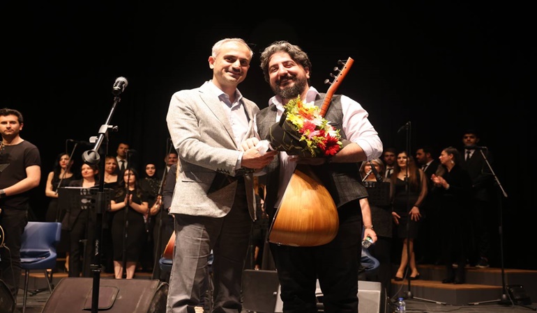 Çayırova’da Türk Halk Müziği Korosu’ndan muhteşem konser