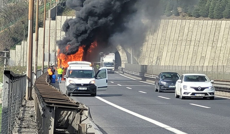 Çayırova’daki servis aracı yangını TBMM gündemine taşındı