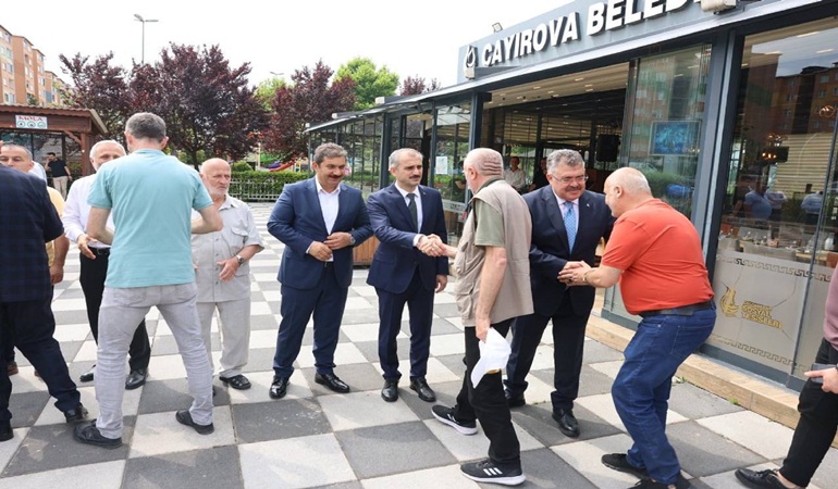 Çayırova protokolü kent bayramlaşmasında buluştu