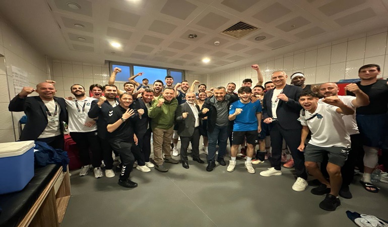 Çayırovalı basketbolcular 4’te 4 yaptı