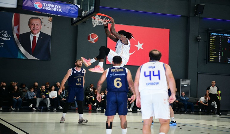 Çayırovalı basketbolcular beşte beş yaptı