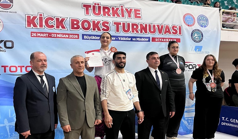 Çayırovalı sporcular Diyarbakır’dan 2 madalyayla döndü