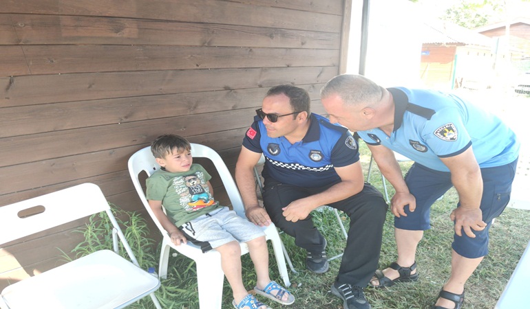 Cebeci de zabıta ekipleri bir günde 2 kayıp çocuğu ailesine teslim etti