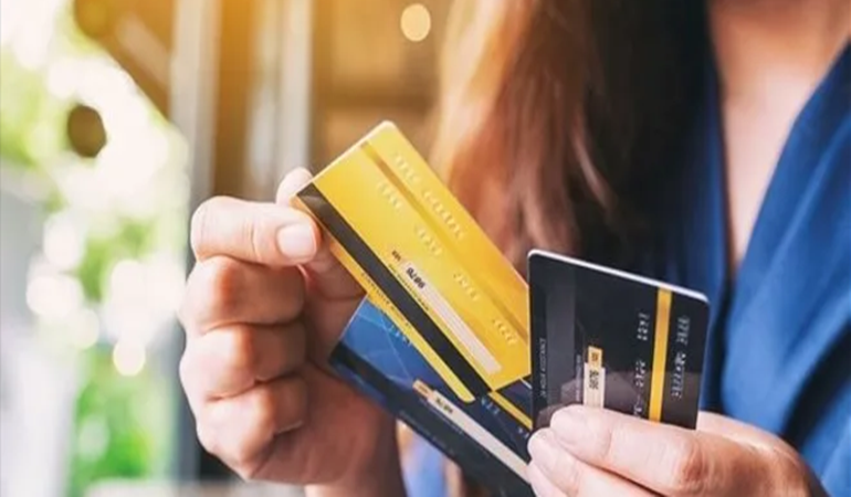 Cebinde kredi kartı olanlar dikkat!