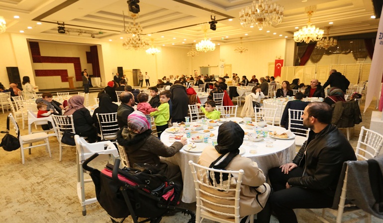 Çenesuyu ailesi iftarda buluştu