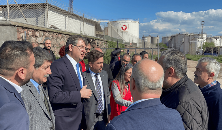 CHP her zaman işçinin yanında!