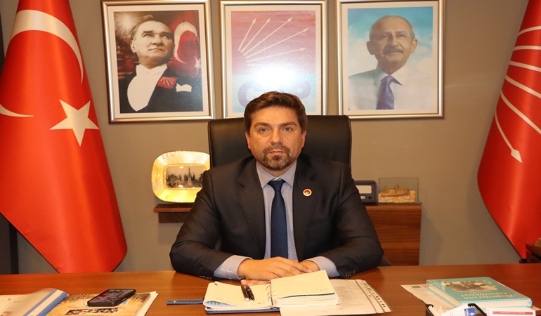 CHP İl Başkanı Sarı Kocaeli’yi saran koku ile ilgili yetkililere seslendi