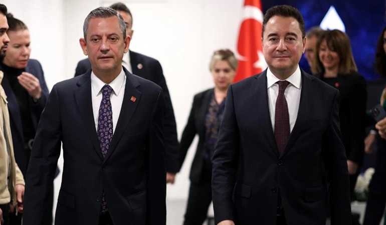Babacan: CHP ile ittifak bize oy kaybettirdi
