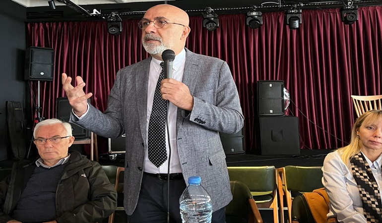 CHP İzmit’te Hakan Tanta ön seçim için kolları sıvadı