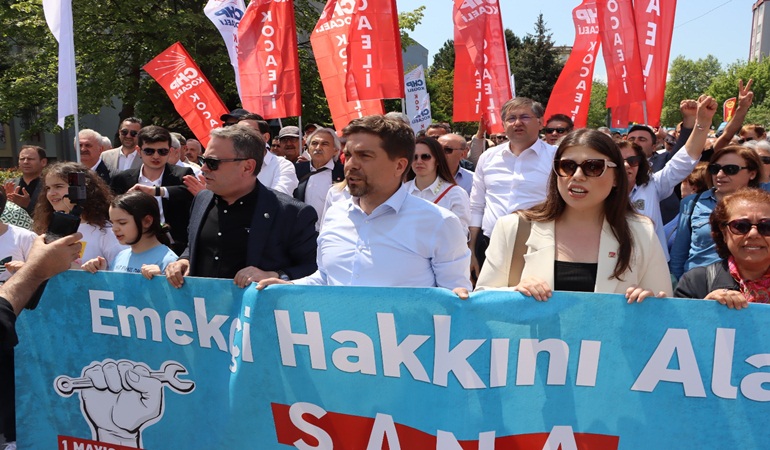 CHP Kocaeli 1 Mayıs’ta alanlarda