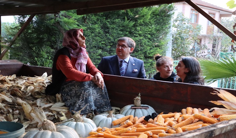 CHP Kocaeli bu kez İzmit’in köylerinde hanelere konuk oldu