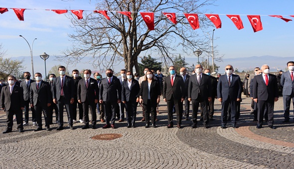 CHP Kocaeli çocuklar için Ata’nın huzurunda