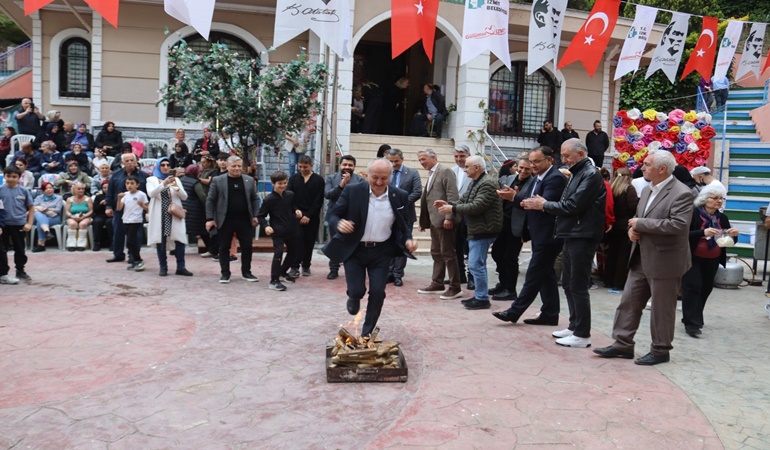 CHP Kocaeli İl Başkanı Arcan ateşin üstünden atladı!